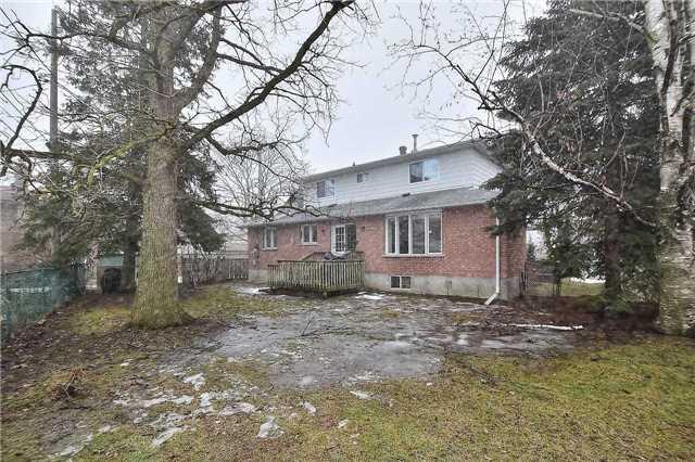 8 Tuscay Crt, House detached with 4 bedrooms, 2 bathrooms and 6 parking in Markham ON | Image 18