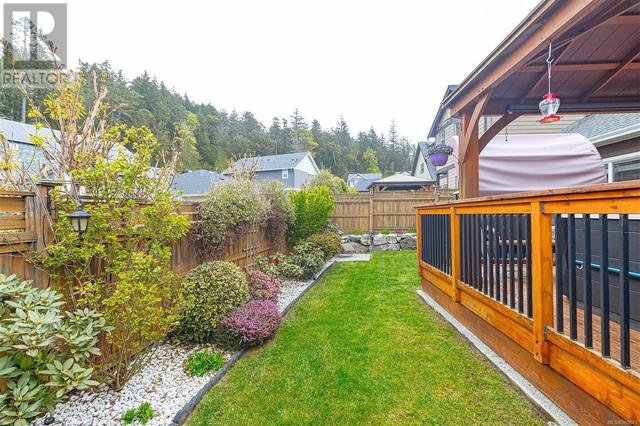 1112 Braeburn Ave, House detached with 4 bedrooms, 3 bathrooms and 2 parking in Langford BC | Image 36