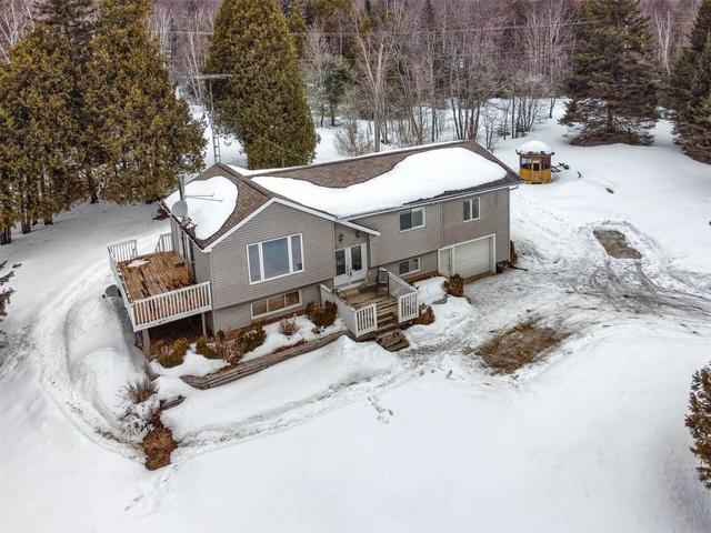 1687 Blairhampton Rd, House detached with 3 bedrooms, 2 bathrooms and 8 parking in Minden Hills ON | Image 12