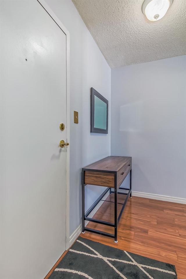 622 - 860 Midridge Drive Se, Condo with 2 bedrooms, 1 bathrooms and 1 parking in Calgary AB | Image 6