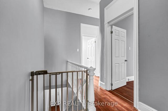 81 Barton St E, House attached with 4 bedrooms, 2 bathrooms and 0 parking in Hamilton ON | Image 36