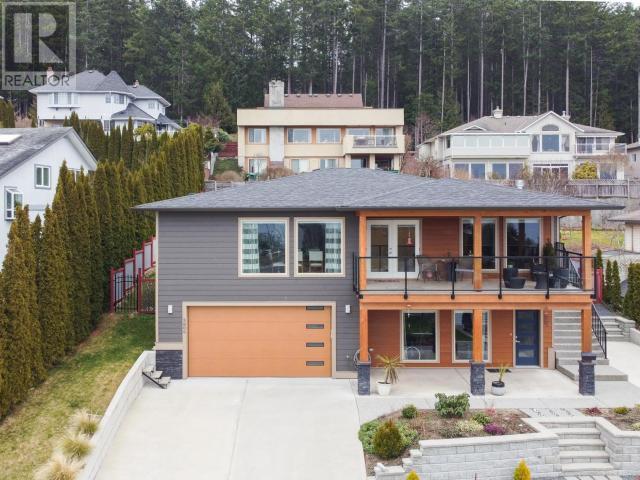 3806 Trail Place, House detached with 3 bedrooms, 3 bathrooms and null parking in Powell River BC | Image 59