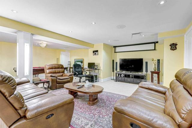 1918 Royal Credit Blvd, House detached with 4 bedrooms, 5 bathrooms and 8 parking in Mississauga ON | Image 14