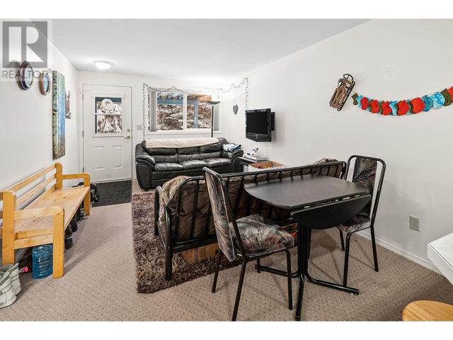 1 - 137 Whitetail Road, House detached with 3 bedrooms, 3 bathrooms and 3 parking in Okanagan Similkameen I BC | Image 38