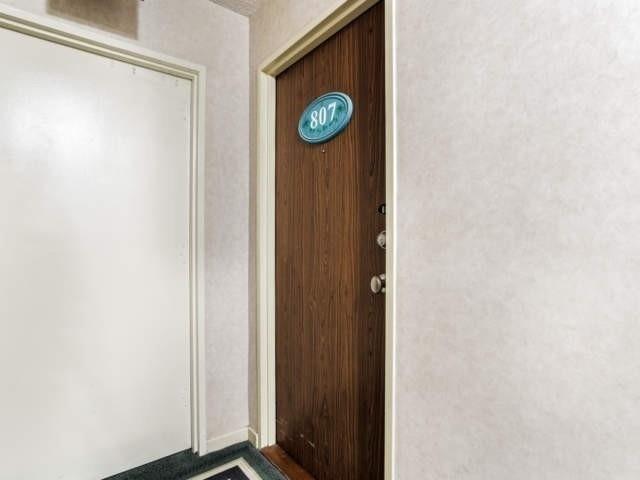 807 - 2542 Argyle Rd, Condo with 3 bedrooms, 2 bathrooms and 1 parking in Mississauga ON | Image 32