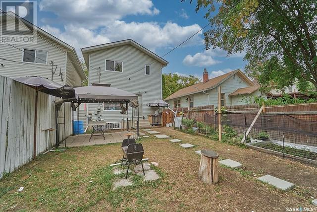 216a N Avenue S, House semidetached with 3 bedrooms, 2 bathrooms and null parking in Saskatoon SK | Image 29