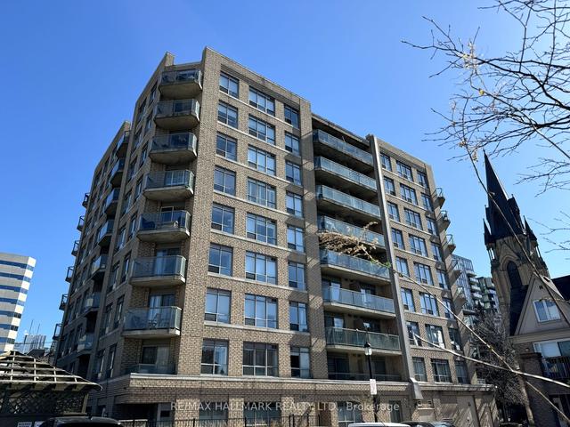 604 - 140 Bathurst St, Condo with 2 bedrooms, 1 bathrooms and 1 parking in Toronto ON | Image 17