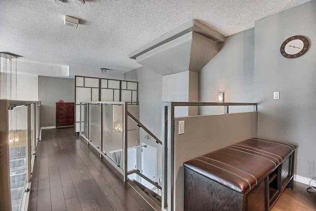 404 - 300 Manitoba St, Condo with 2 bedrooms, 2 bathrooms and 2 parking in Toronto ON | Image 11
