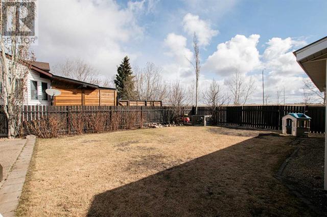 9603 91 Street, House detached with 5 bedrooms, 2 bathrooms and 2 parking in Sexsmith AB | Image 23
