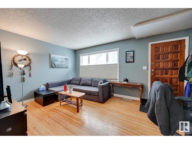 15906 106a Av Nw, House detached with 3 bedrooms, 2 bathrooms and null parking in Edmonton AB | Image 11