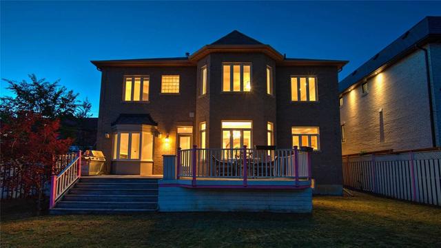71 Lorraine Dr, House detached with 4 bedrooms, 5 bathrooms and 6 parking in Toronto ON | Image 35