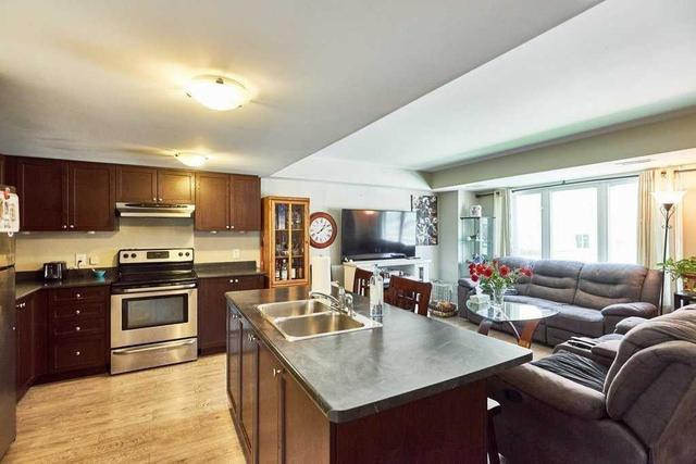 140 Mary St N, House detached with 4 bedrooms, 3 bathrooms and 4 parking in Oshawa ON | Image 9