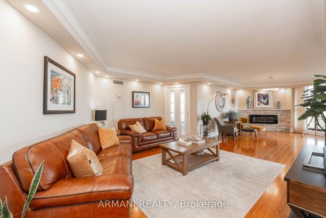 2211 - 2000 Islington Ave, Condo with 2 bedrooms, 2 bathrooms and 1 parking in Toronto ON | Image 11