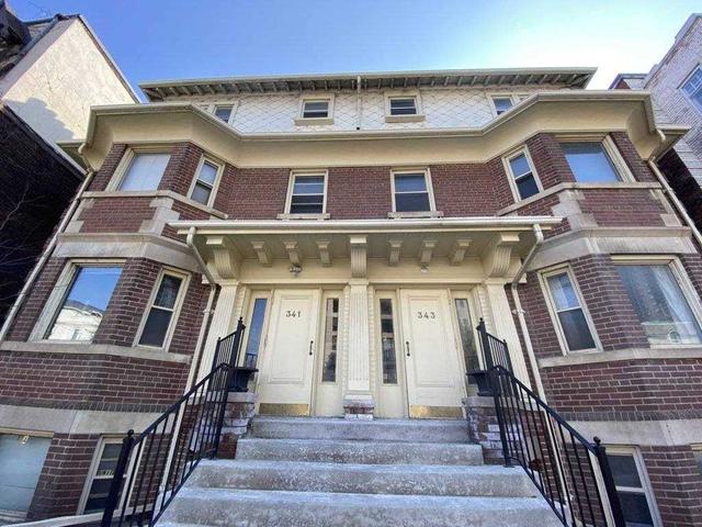 a - 343 St. Clair Ave W, House detached with 2 bedrooms, 1 bathrooms and 0 parking in Toronto ON | Image 12