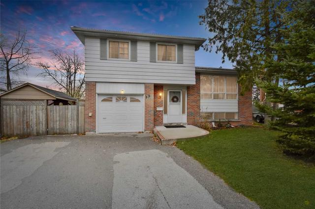 15 Baker Cres, House detached with 4 bedrooms, 2 bathrooms and 7 parking in Barrie ON | Image 1