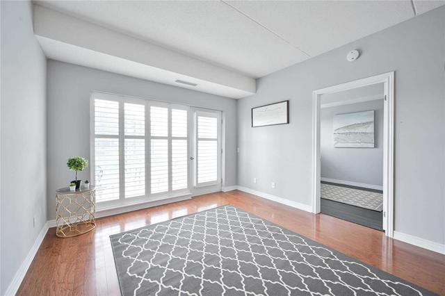 405 - 1379 Costigan Rd, Condo with 2 bedrooms, 2 bathrooms and 2 parking in Milton ON | Image 9