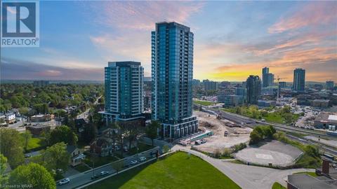 315 - 5 Wellington Street, Condo with 2 bedrooms, 2 bathrooms and 1 parking in Kitchener ON | Card Image