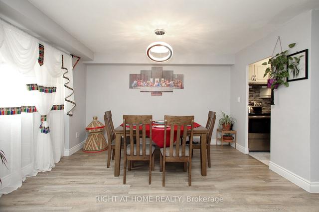 1706 - 3 Massey Sq W, Condo with 2 bedrooms, 1 bathrooms and 1 parking in Toronto ON | Image 17