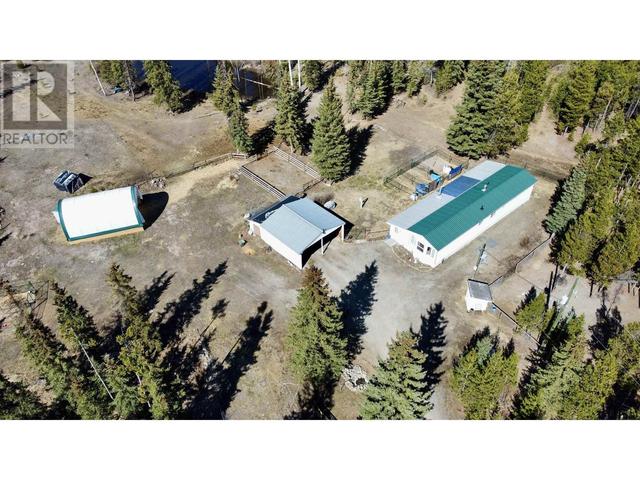 5793 Little Fort Hwy 24, House other with 3 bedrooms, 1 bathrooms and null parking in Cariboo L BC | Image 2