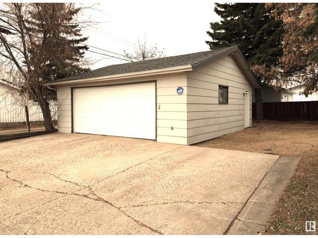 4810 42 St, House detached with 5 bedrooms, 2 bathrooms and null parking in St. Paul AB | Image 35