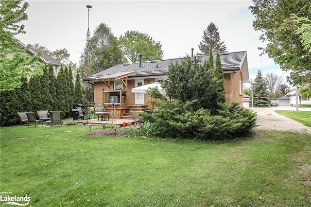 7435 County 91 Road, House detached with 3 bedrooms, 1 bathrooms and 4 parking in Clearview ON | Image 2