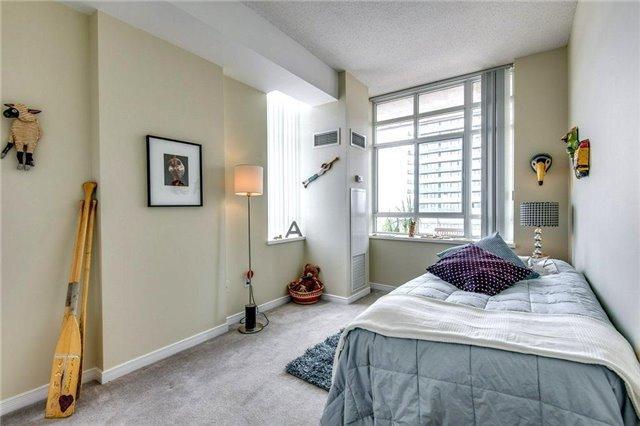1002 - 80 Mill St, Condo with 2 bedrooms, 2 bathrooms and 1 parking in Toronto ON | Image 13