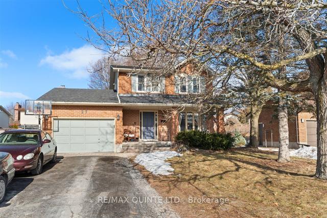27 Morris Dr, House detached with 3 bedrooms, 4 bathrooms and 5 parking in Belleville ON | Image 12