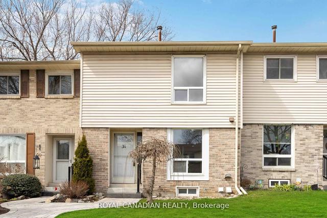 31 - 611 Galahad Dr, Townhouse with 3 bedrooms, 2 bathrooms and 1 parking in Oshawa ON | Image 12