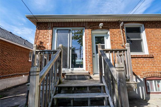 907 Islington Ave, House detached with 2 bedrooms, 2 bathrooms and 6 parking in Toronto ON | Image 22