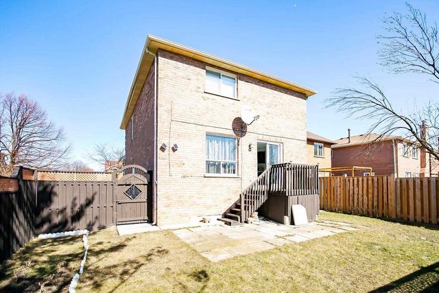 121 Creditstone Rd, House detached with 4 bedrooms, 4 bathrooms and 6 parking in Brampton ON | Image 5