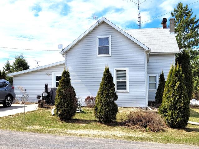 2830 Deloro Rd, Home with 3 bedrooms, 2 bathrooms and 11 parking in Madoc ON | Image 17