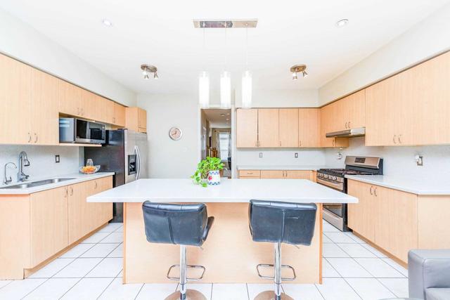 5481 Festival Dr, House semidetached with 3 bedrooms, 4 bathrooms and 2 parking in Mississauga ON | Image 40
