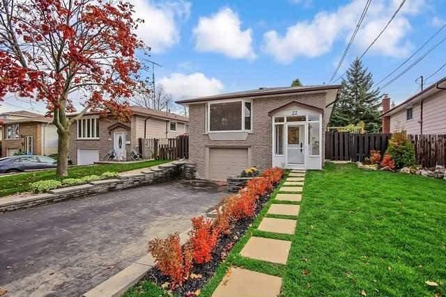 22 Quaker Cres, House detached with 3 bedrooms, 2 bathrooms and 3 parking in Hamilton ON | Image 1
