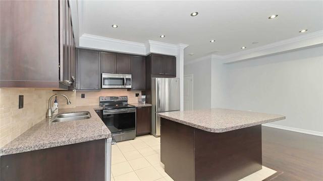 115 - 383 Prince Of Wales Dr, Townhouse with 3 bedrooms, 3 bathrooms and 2 parking in Mississauga ON | Image 37