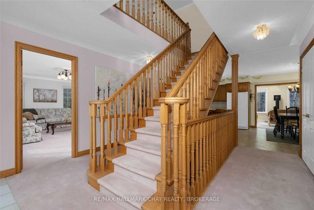 712 Mt St Louis Rd W, House detached with 3 bedrooms, 3 bathrooms and 11 parking in Oro Medonte ON | Image 34