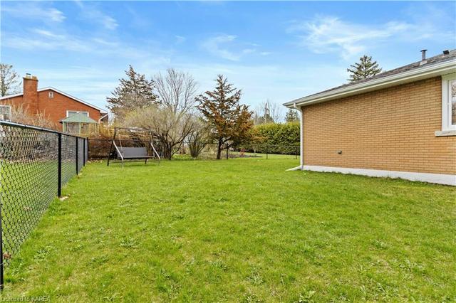 791 Hillview Road, House detached with 3 bedrooms, 1 bathrooms and 4 parking in Kingston ON | Image 29
