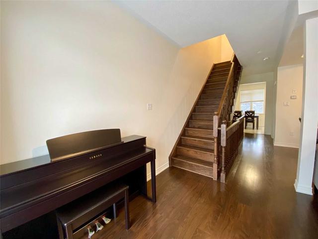 118 Roy Grove Way, Townhouse with 3 bedrooms, 3 bathrooms and 2 parking in Markham ON | Image 7