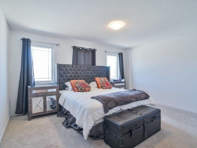 1301 Benson St, House attached with 3 bedrooms, 3 bathrooms and 2 parking in Innisfil ON | Image 12
