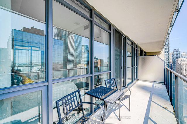 ph403 - 770 Bay St, Condo with 1 bedrooms, 1 bathrooms and 1 parking in Toronto ON | Image 21
