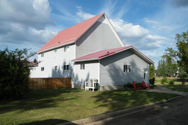 5104 47 Avenue, House detached with 6 bedrooms, 3 bathrooms and 8 parking in Forestburg AB | Image 8