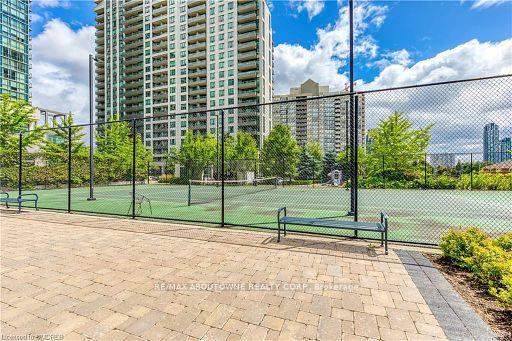 806 - 349 Rathburn Rd W, Condo with 2 bedrooms, 2 bathrooms and 1 parking in Mississauga ON | Image 5