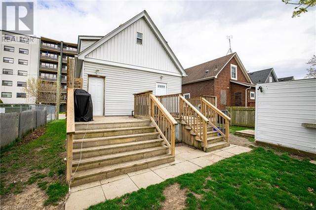 27 Ida Street, House other with 3 bedrooms, 2 bathrooms and 3 parking in St. Catharines ON | Image 16