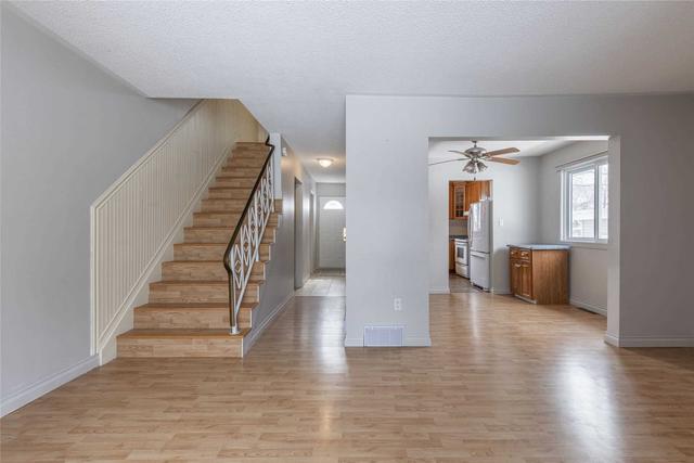 111 Elgin St W, House semidetached with 3 bedrooms, 2 bathrooms and 3 parking in Welland ON | Image 27