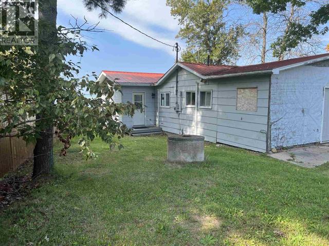 66 K Lin, House detached with 3 bedrooms, 1 bathrooms and null parking in St. Joseph ON | Image 18