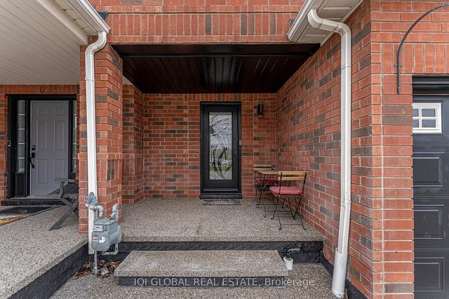 1240 Cartmer Way, House attached with 3 bedrooms, 3 bathrooms and 3 parking in Milton ON | Image 12