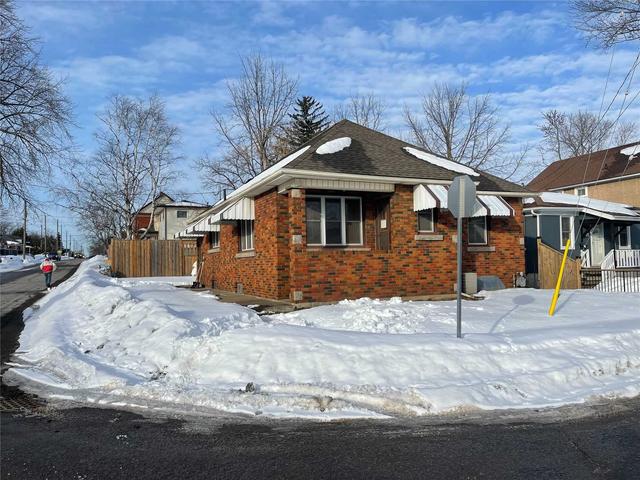 6270 Franklin Ave, House detached with 2 bedrooms, 1 bathrooms and 3 parking in Niagara Falls ON | Image 1