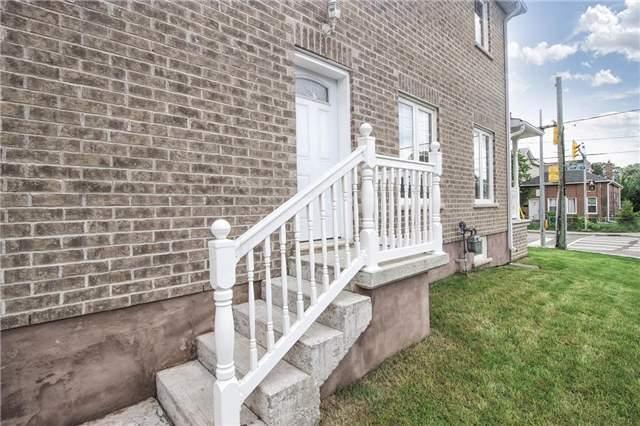 241 Westlake Ave, House detached with 3 bedrooms, 4 bathrooms and 2 parking in Toronto ON | Image 16