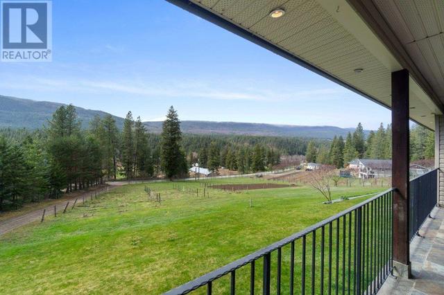 2457 Salmon River Road, House detached with 6 bedrooms, 3 bathrooms and 2 parking in Columbia Shuswap D BC | Image 38