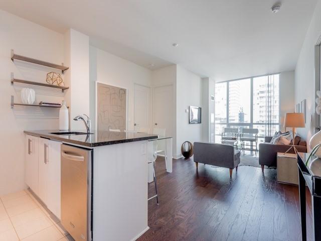 1001 - 825 Church St, Condo with 2 bedrooms, 2 bathrooms and 1 parking in Toronto ON | Image 8