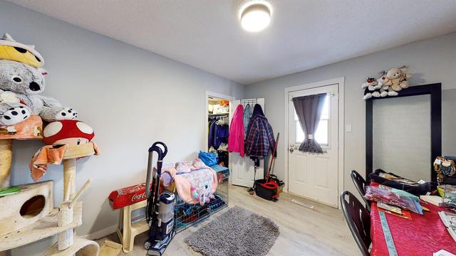 328 2 Street Se, House detached with 4 bedrooms, 2 bathrooms and 3 parking in Redcliff AB | Image 12